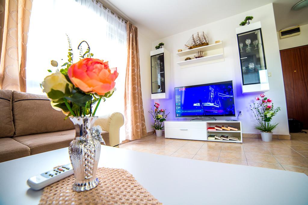 Shell Apartma